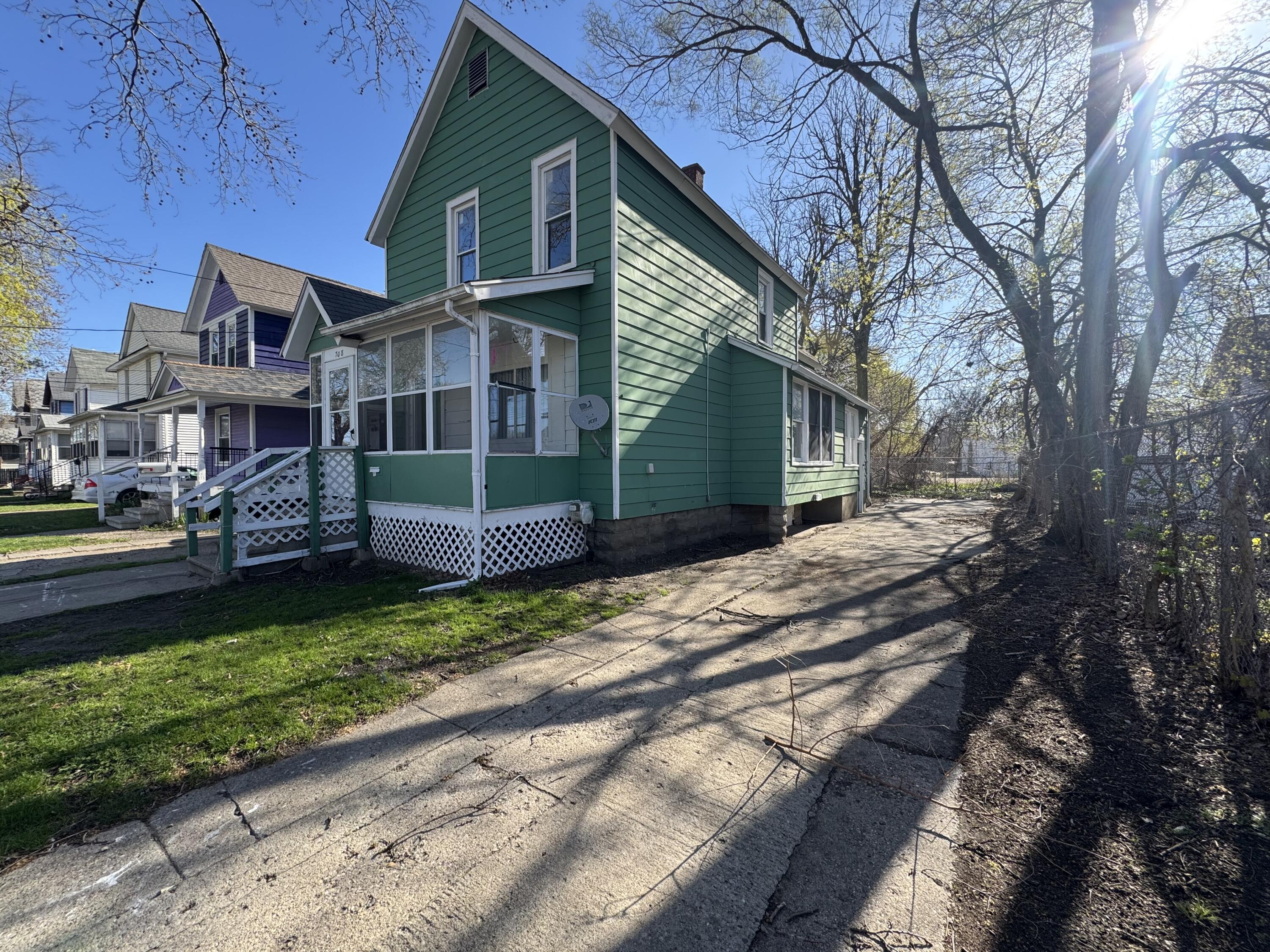 708 Harrison Street Kalamazoo, MI 49007 - Photo 15 of 16 IMG_0959