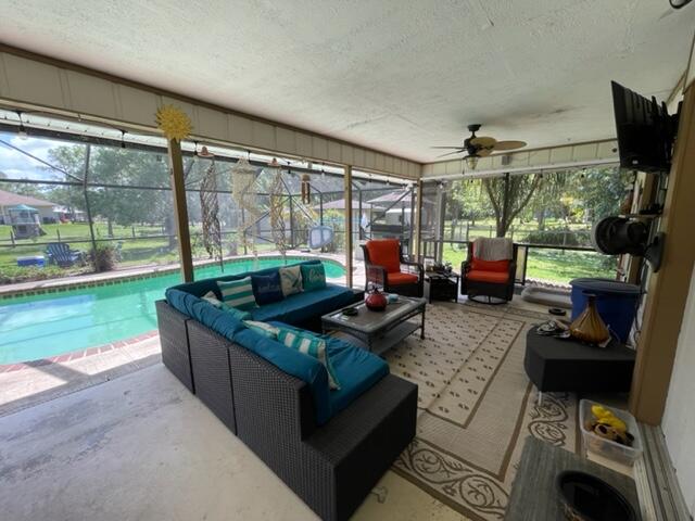 17328 Brian Way Jupiter, FL 33478 - Photo 3 of 24 IMG_3054