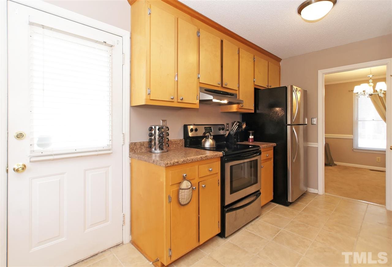 3501 Castlegate Drive Raleigh, NC 27616 - Photo 8 of 24