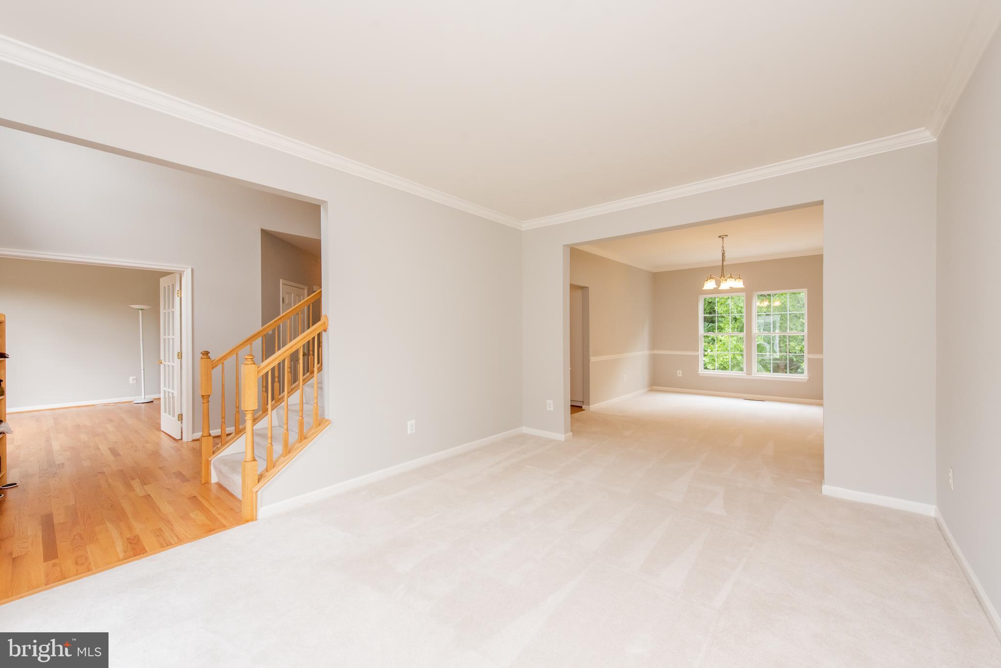 7672 Swallow Road Sykesville, MD 21784 - Photo 4 of 44 Living Room
