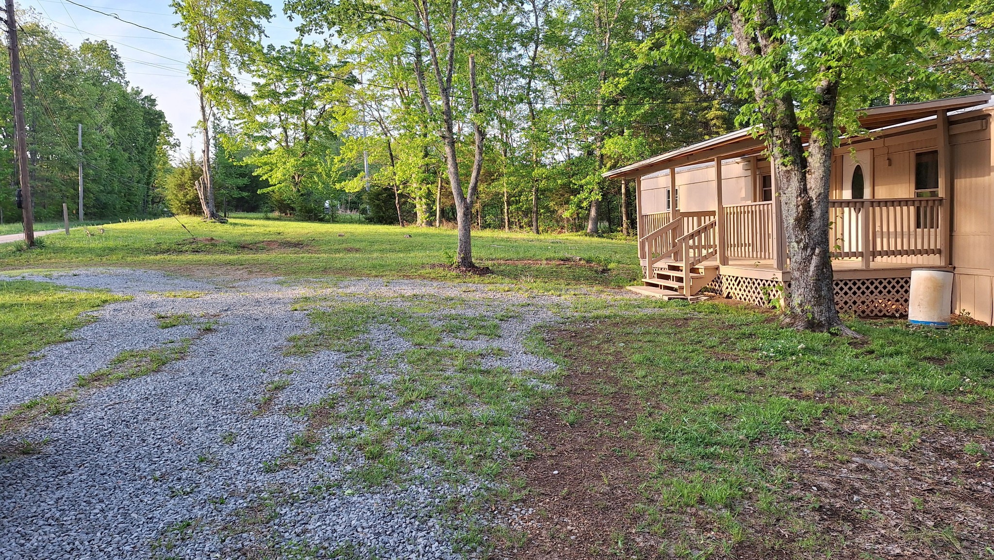 342 East Little Richland Road Waverly, TN 37185 - Photo 4 of 23