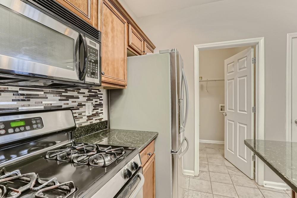 2605 Gateview Court Cumming, GA 30040 - Photo 11 of 30