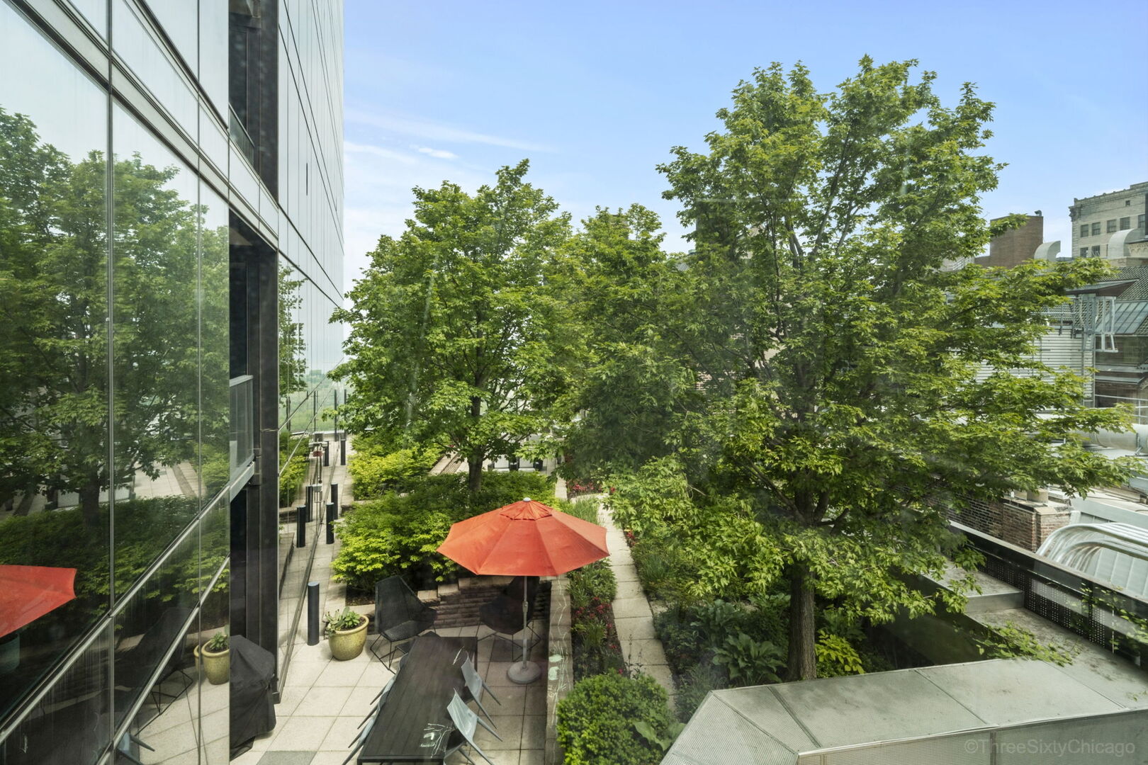 60 East Monroe Street, Unit 1604 Chicago, IL 60603 - Photo 7 of 34