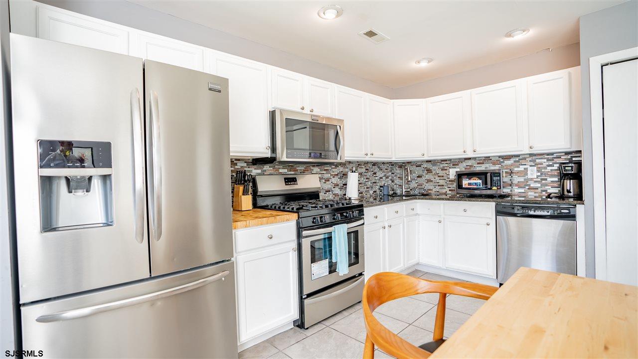 314 North Massachusetts Avenue Atlantic City, NJ 08401 - Photo 7 of 22