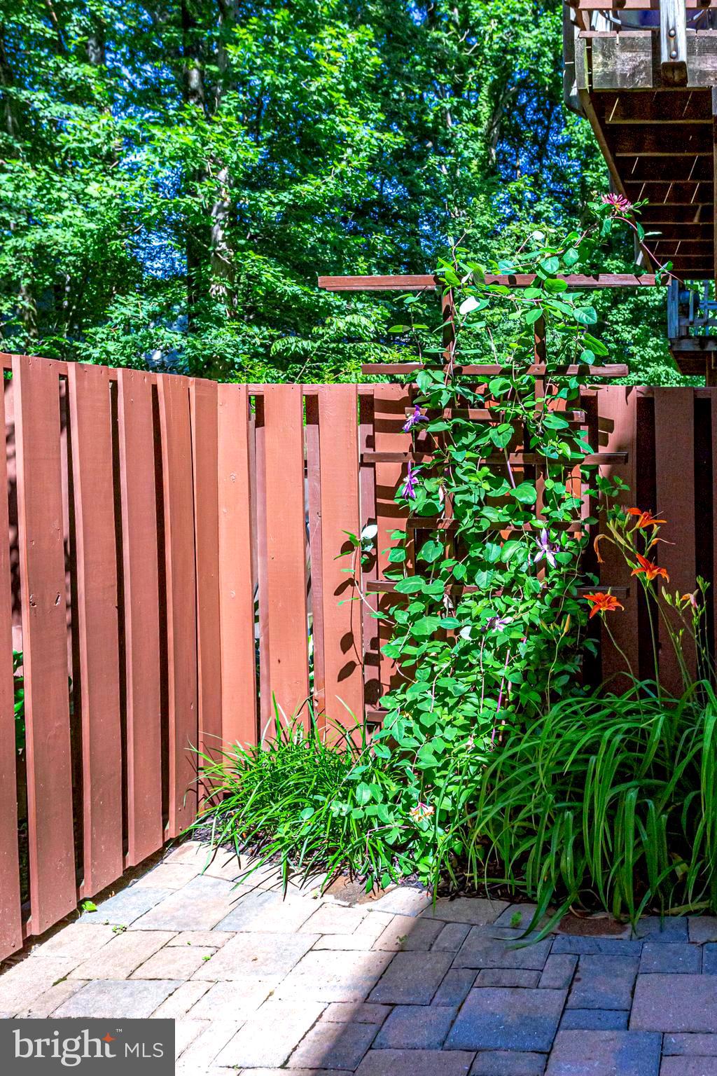 2239 Southgate Square Reston, VA 20191 - Photo 46 of 50