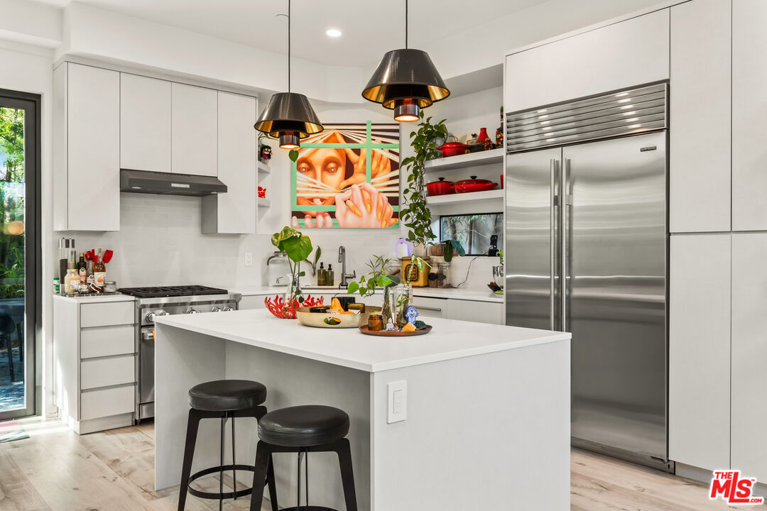 407 Rialto Avenue Venice, CA 90291 - Photo 11 of 29