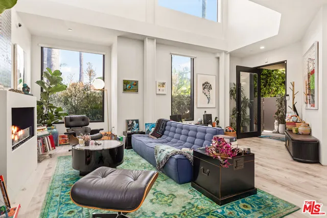 $2,995,000 | 407 Rialto Avenue, Venice, CA 90291