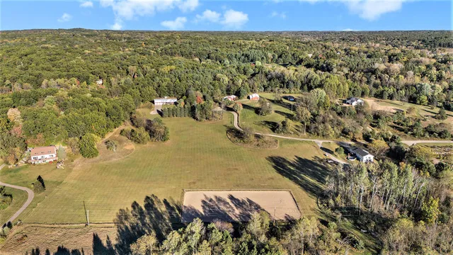 $285,000 | 6211 Cannonsburg Road Northeast, Belmont, MI 49306