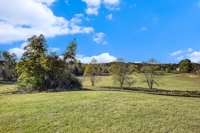 $285,000 | 6211 Cannonsburg Road Northeast, Belmont, MI 49306