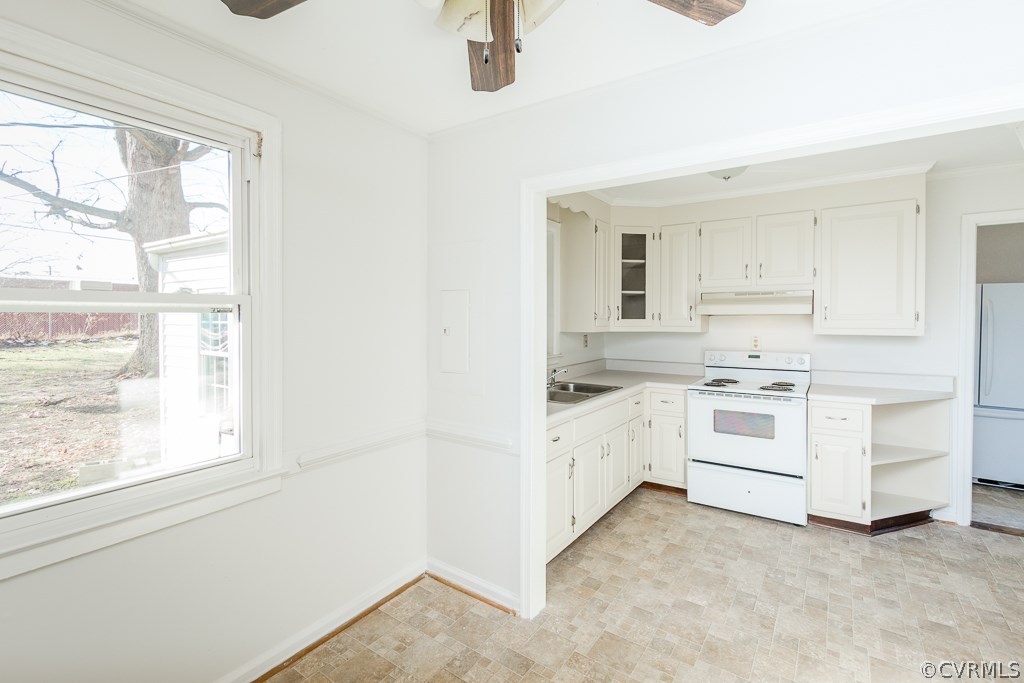 6752 Strathmore Road Richmond, VA 23237 - Photo 13 of 33 Separate dining area attached to the kitchen.