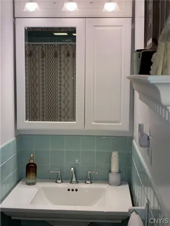 $324,900 | 301 Tower Street, Sangerfield, NY 13480