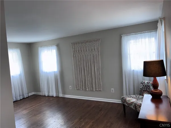 $324,900 | 301 Tower Street, Sangerfield, NY 13480