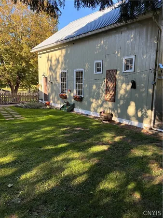 $324,900 | 301 Tower Street, Sangerfield, NY 13480