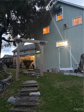 $324,900 | 301 Tower Street, Sangerfield, NY 13480