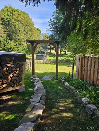 $324,900 | 301 Tower Street, Sangerfield, NY 13480