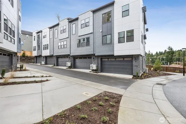 $1,019,900 | 18805 99th Court Northeast, Unit D, Bothell, WA 98011