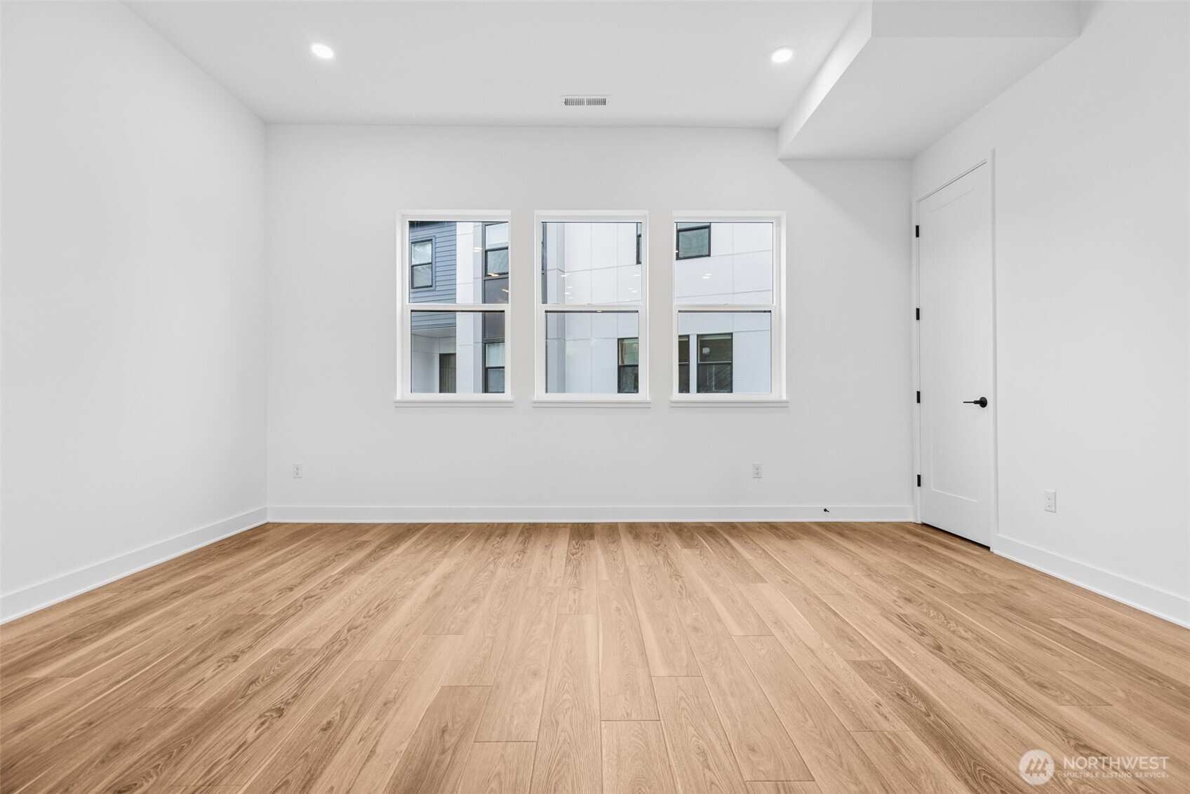 18805 99th Court Northeast, Unit D Bothell, WA 98011 - Photo 28 of 38