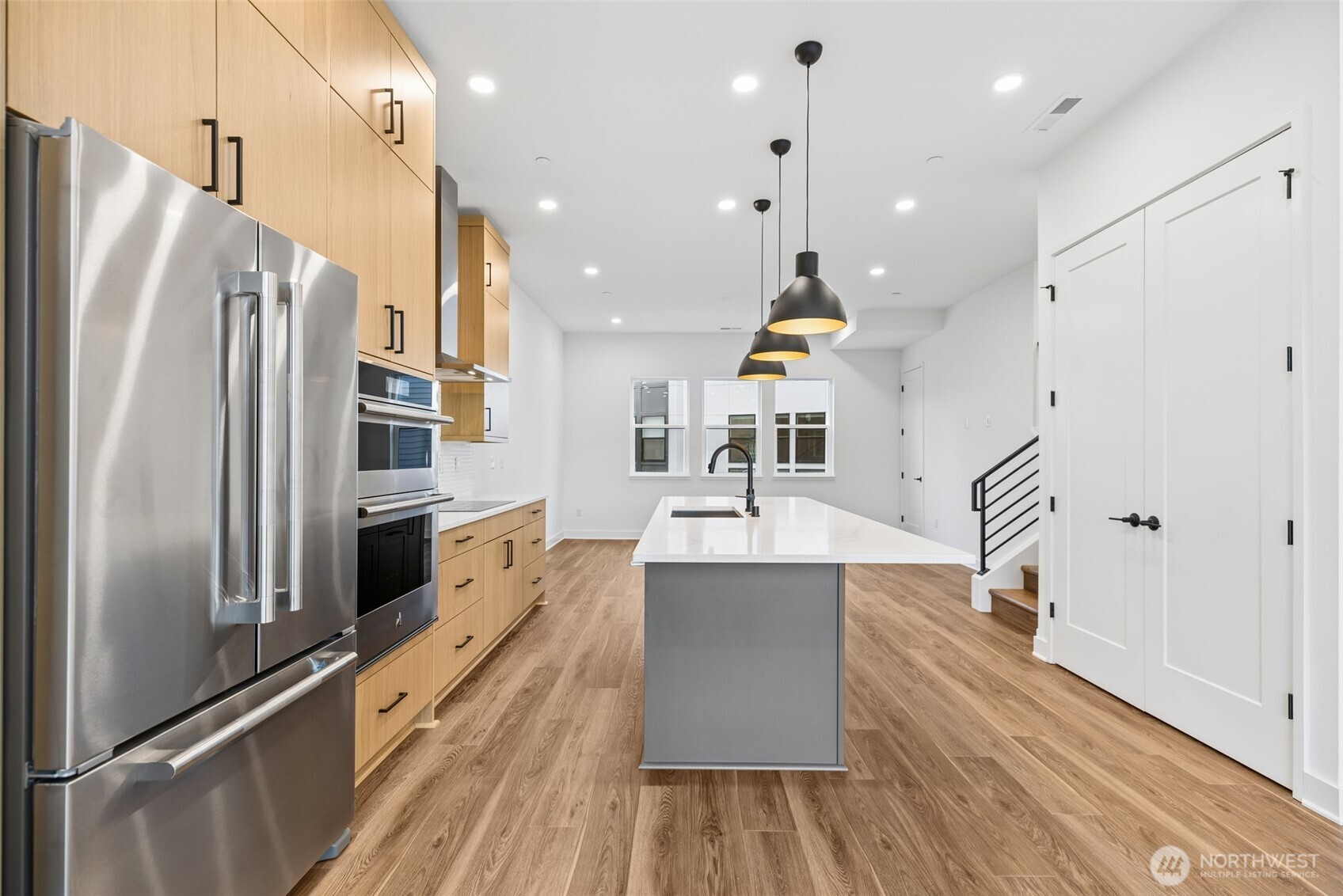 18805 99th Court Northeast, Unit D Bothell, WA 98011 - Photo 8 of 38