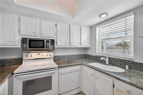 $179,000 | 325 Charlemagne Boulevard, Unit A206, Naples, FL 34112