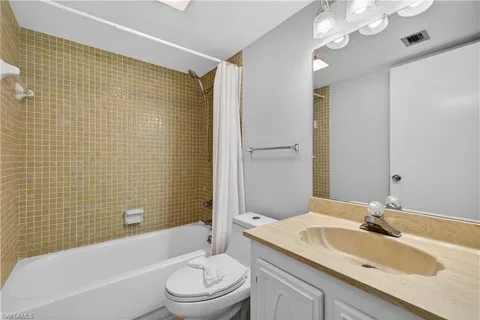 $179,000 | 325 Charlemagne Boulevard, Unit A206, Naples, FL 34112