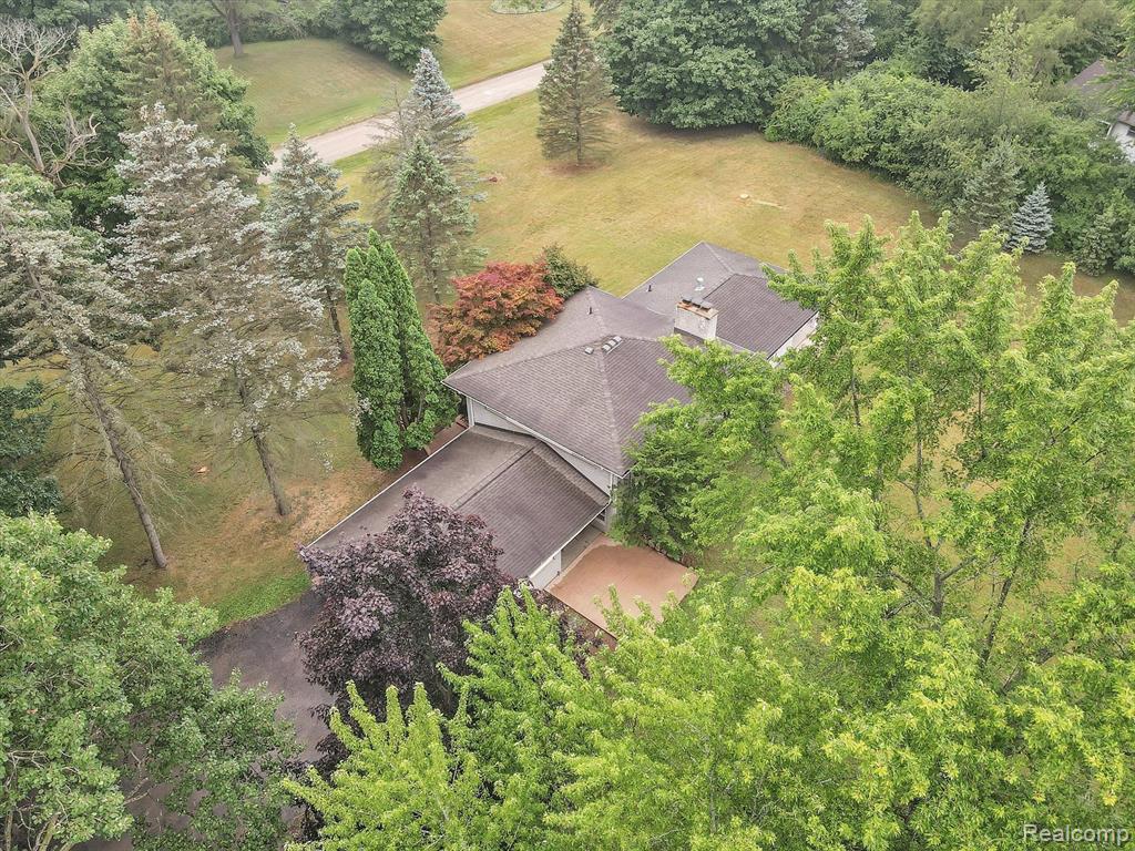 30540 Pear Ridge Farmington Hills, MI 48334 - Photo 58 of 66