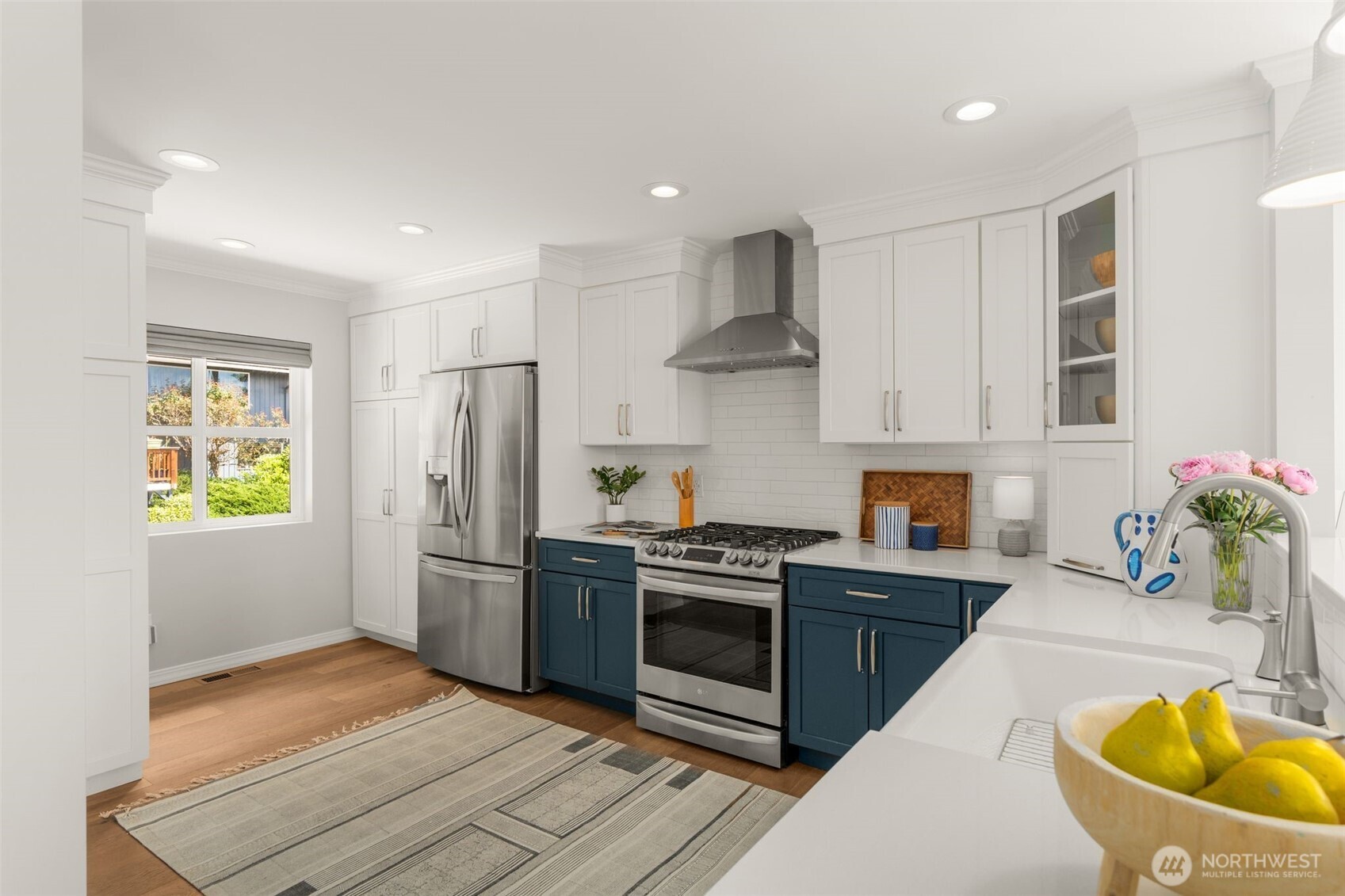6321 Atlas Place Southwest Seattle, WA 98136 - Photo 10 of 36