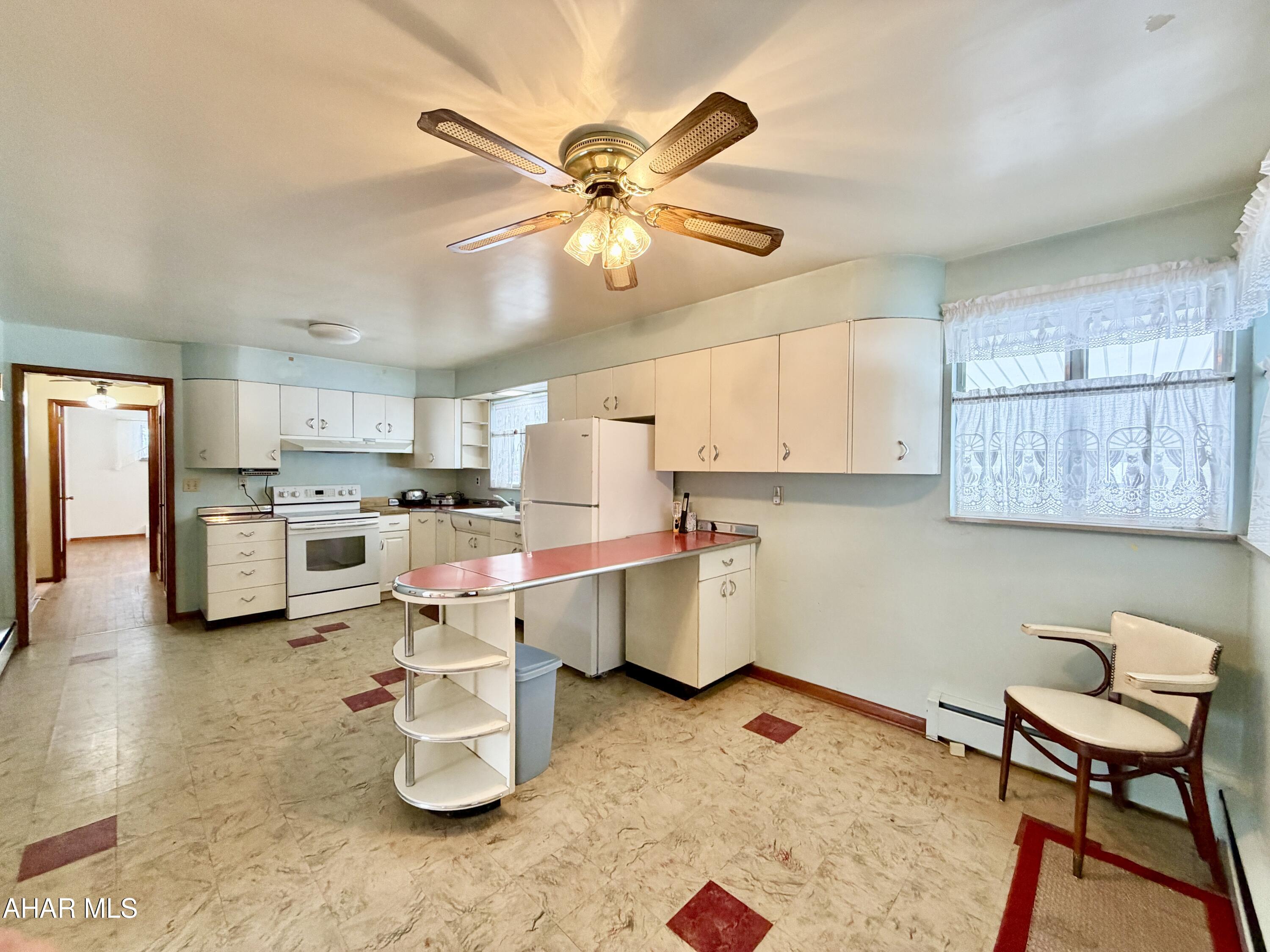 624-632 Raystown Road Everett, PA 15537 - Photo 12 of 42 Gallery Image 12