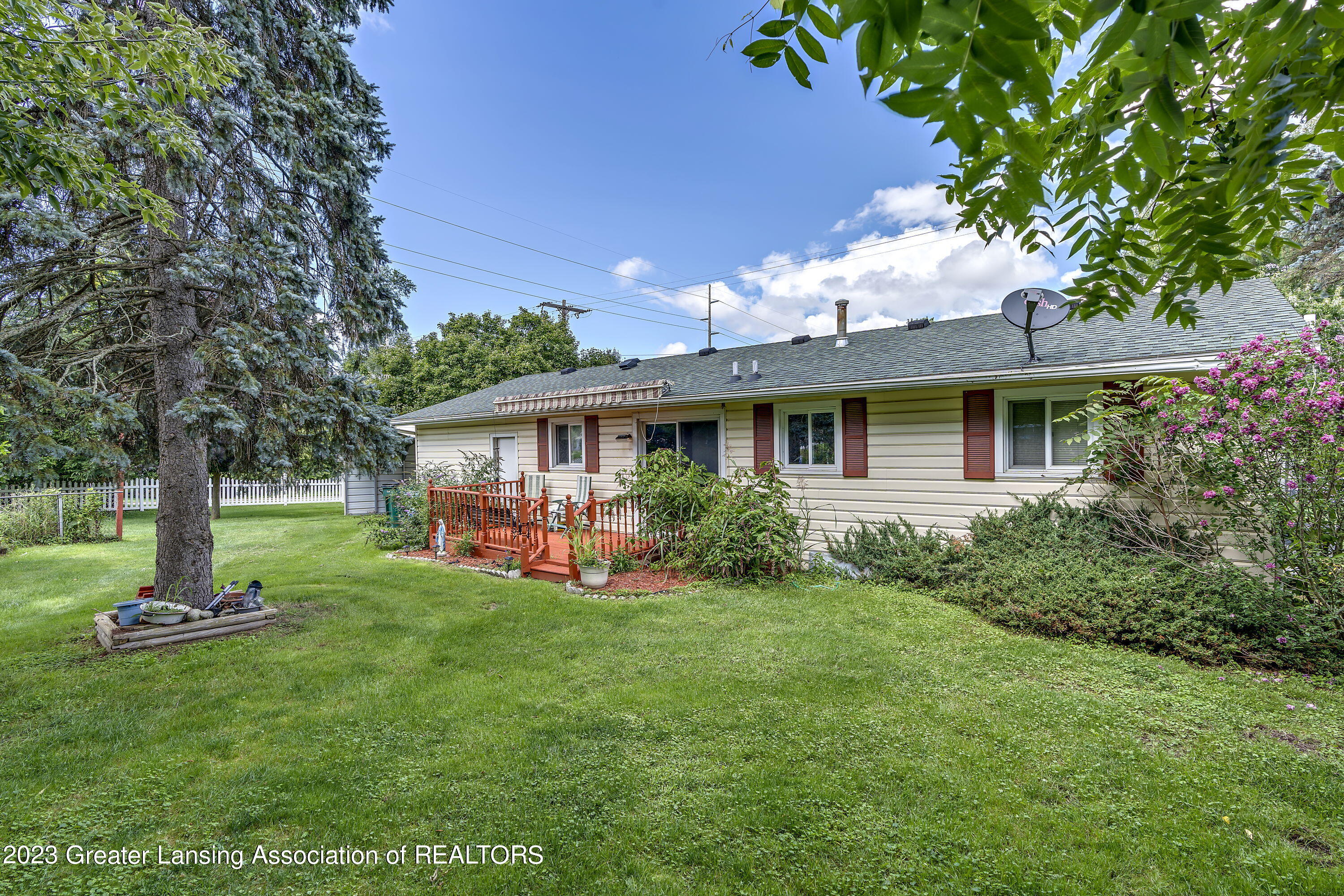 2006 Wabash Road Lansing, MI 48910 - Photo 22 of 23 Back Exterior