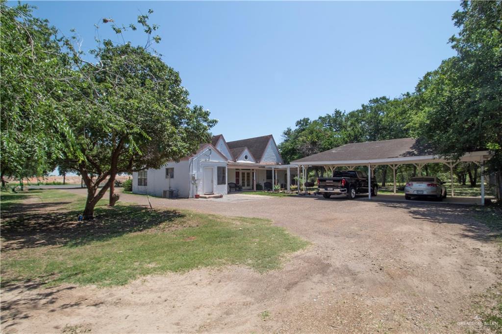 11009 Monte Cristo Road Edcouch, TX 78538 - Photo 19 of 27 Patio and Carport