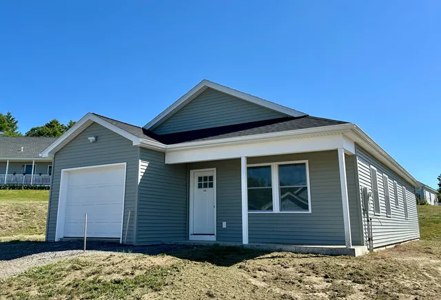 $345,000 | 40 Village Circle, Augusta, ME 04330