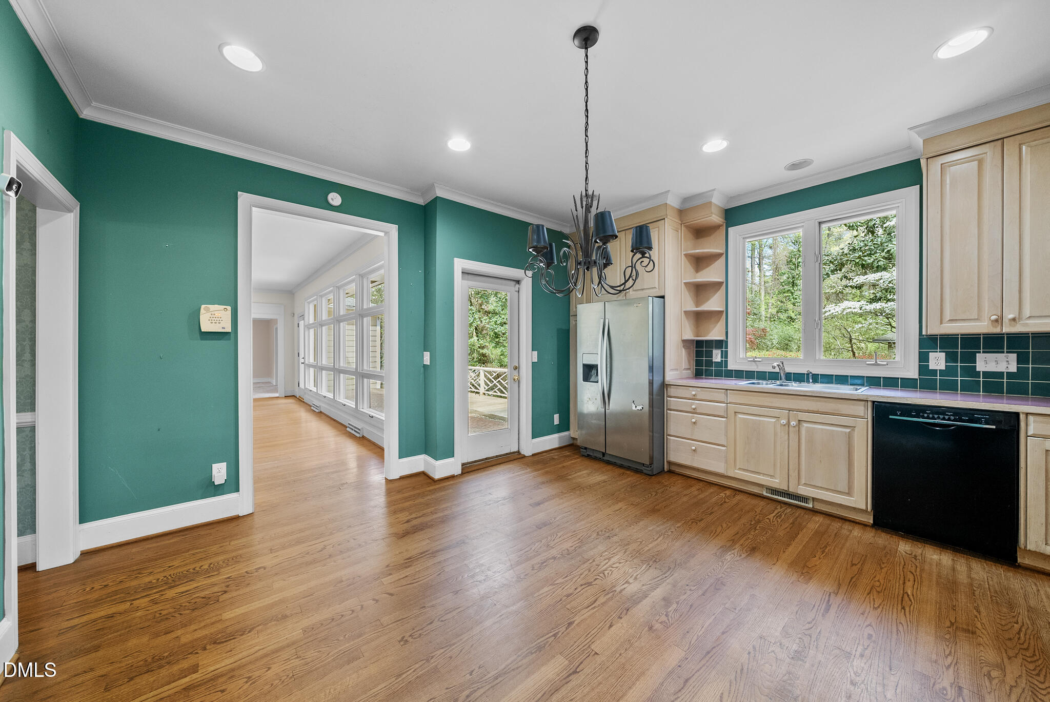 2908 Fairview Road Raleigh, NC 27608 - Photo 14 of 42 DSC09651