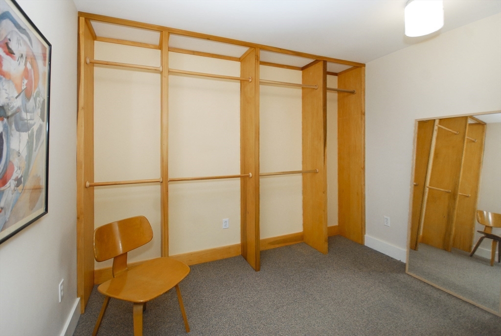 394 Strawberry Hill Road Concord, MA 01742 - Photo 21 of 40 Gallery Image 21