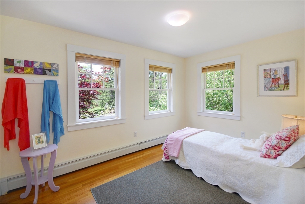 394 Strawberry Hill Road Concord, MA 01742 - Photo 25 of 40 Gallery Image 25