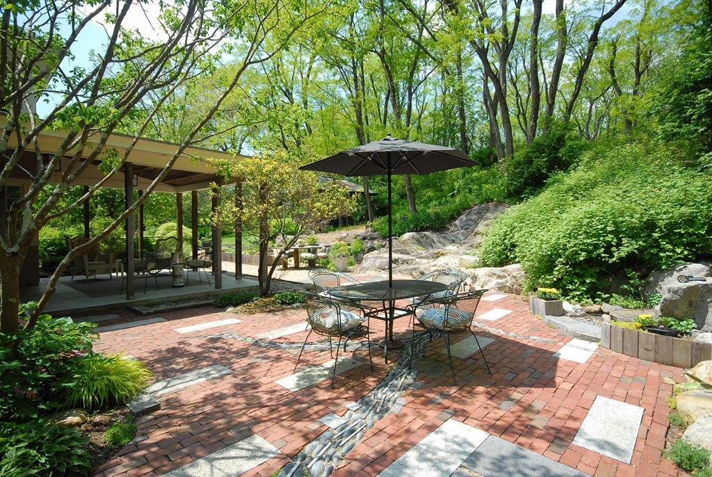 394 Strawberry Hill Road Concord, MA 01742 - Photo 40 of 40 Gallery Image 40
