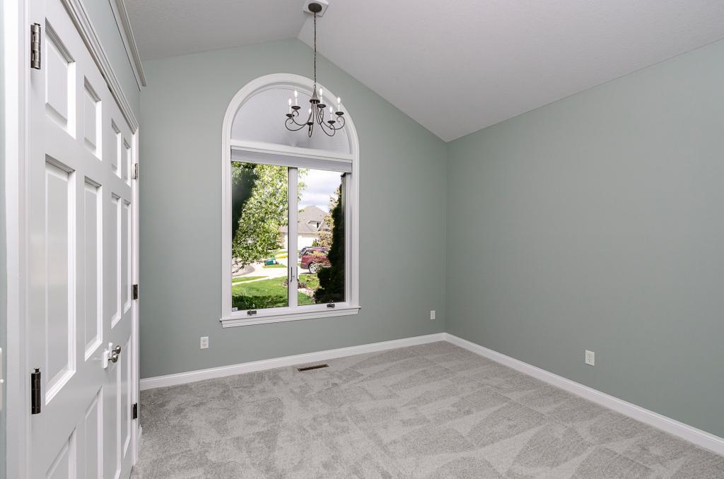5002 Regal Oak Lane Southwest Rochester, MN 55902 - Photo 23 of 52