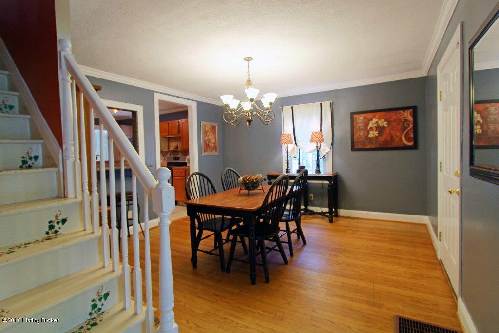 3076 University Road Louisville, KY 40206 - Photo 8 of 43 08 Dining Room