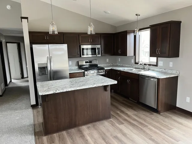 $325,900 | 1804 6th Street North, Sartell, MN 56377