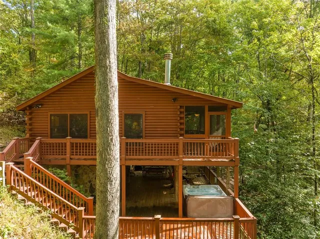 $375,000 | 489 Arrowhead Pass, Blue Ridge, GA 30513