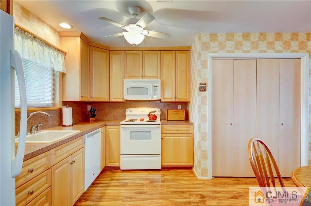 781 A Risley Road Monroe Township, NJ 08831 - Photo 9 of 21 a kitchen with cabinets a sink and appliances
