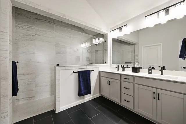 $2,500 | 216 Helena Lane, Kyle, TX 78640