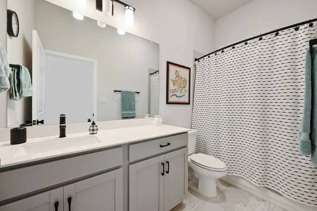 $2,500 | 216 Helena Lane, Kyle, TX 78640