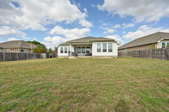 $2,500 | 216 Helena Lane, Kyle, TX 78640