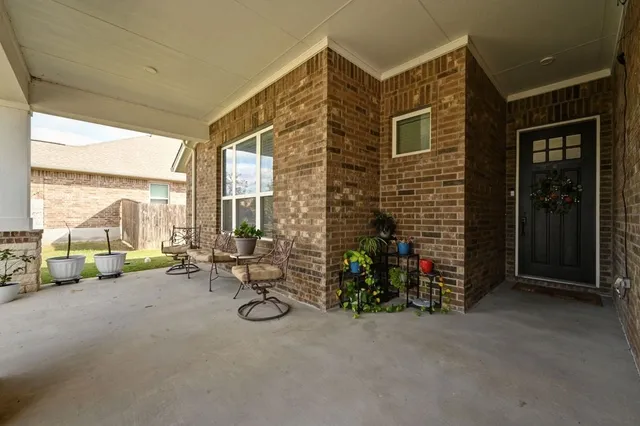 $2,500 | 216 Helena Lane, Kyle, TX 78640