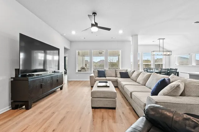 $2,500 | 216 Helena Lane, Kyle, TX 78640