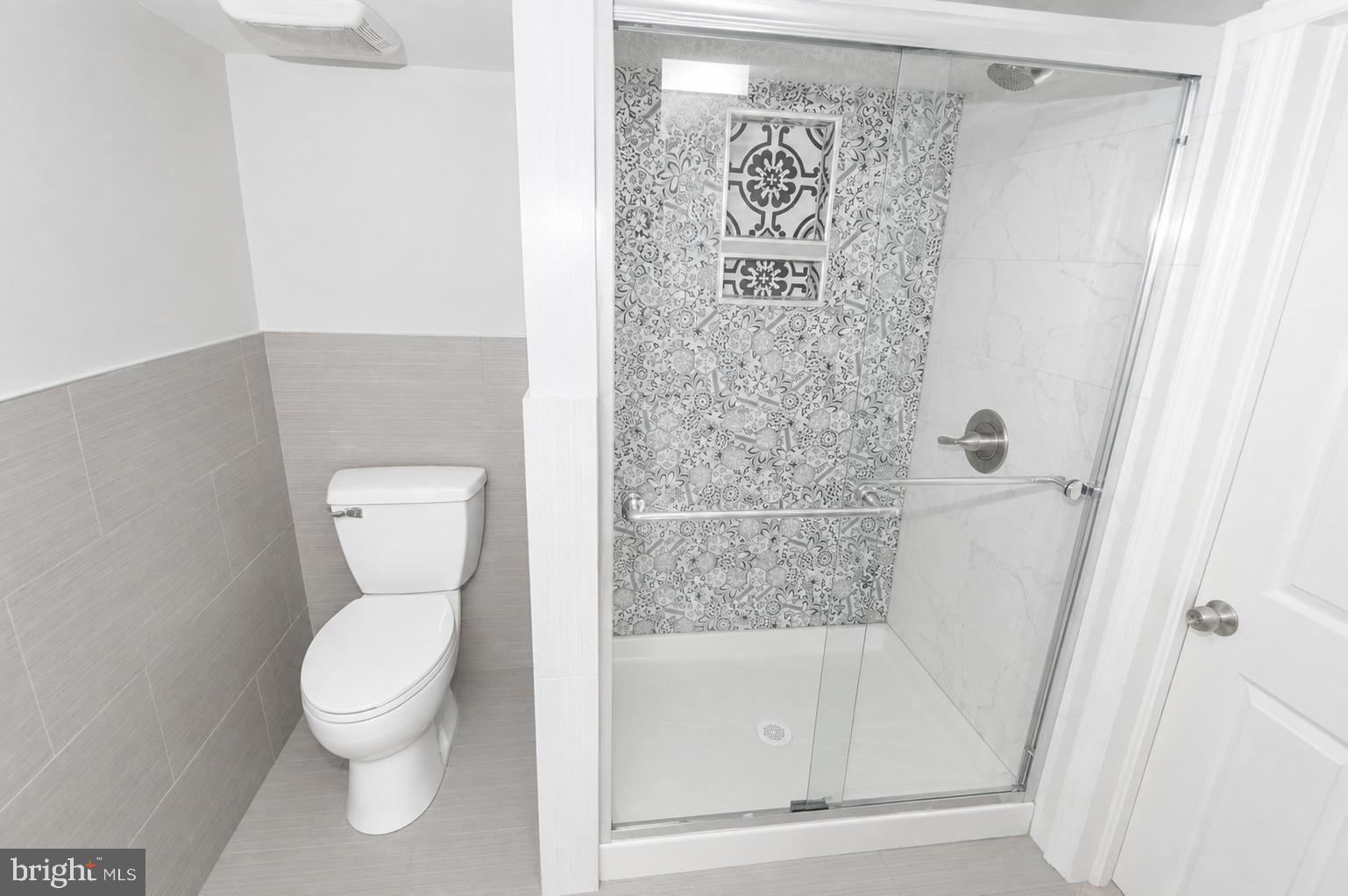 72 Rancocas Road Mount Holly, NJ 08060 - Photo 15 of 20 Lower level Full bath