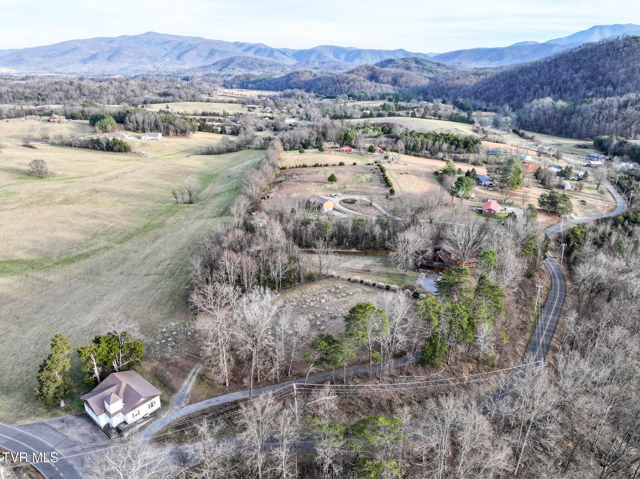 662 Lower Bogard Road Newport, TN 37821 - Photo 15 of 51 DJI_20260103185204_0325_D
