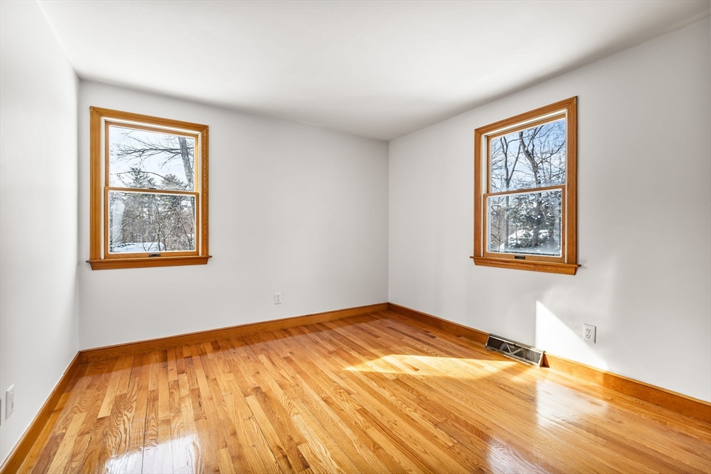 8 Algonquin Road Acton, MA 01720 - Photo 13 of 21