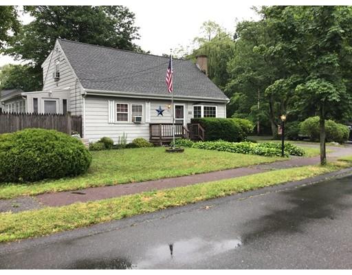 40 Karen Road Wakefield, MA 01880 - Photo 18 of 21 Gallery Image 18