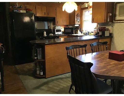 40 Karen Road Wakefield, MA 01880 - Photo 4 of 21 Gallery Image 4