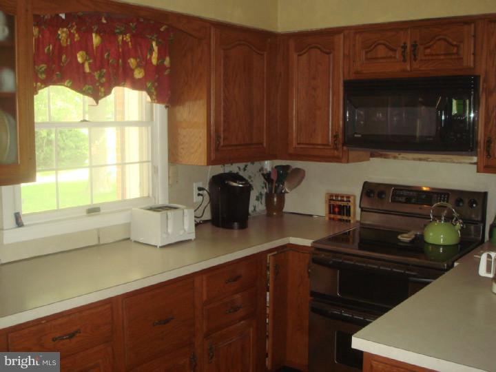 150 Crosswicks Chesterfield Road Chesterfield, NJ 08515 - Photo 7 of 25